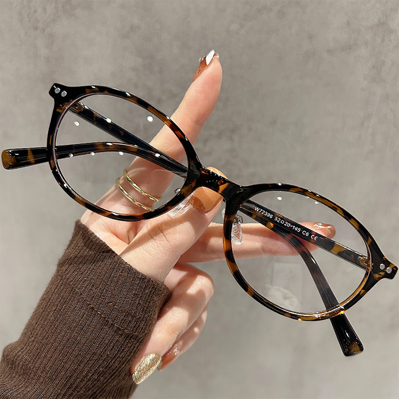 Danyang Glasses Retro Small Oval TR90 Glasses Frame Female Plain High-End Tortoise Shell Glasses Frame Wholesale 72396