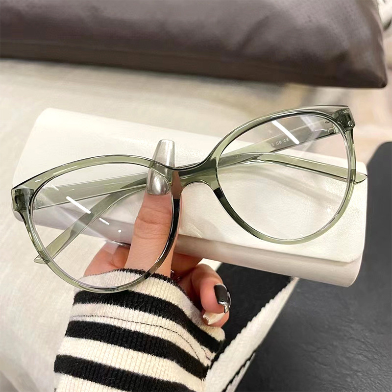 Cat-Eye Large Frame Glasses For Women Retro European And American Contrast Color Flat Glasses With Degree Plain Glasses Frame Trendy W72348